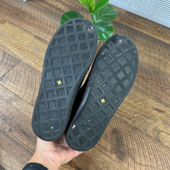 DR Marten 7 Hackney black skull flock sneaker shoe womens fabric lace up - Picture 8 of 9